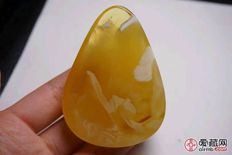 俄料鸡油黄飘瓷白花水滴，完美无