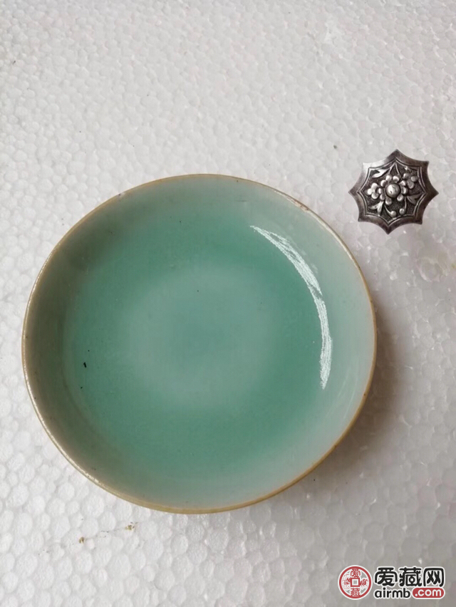 清代小碟一个，转有缘藏家珍藏。