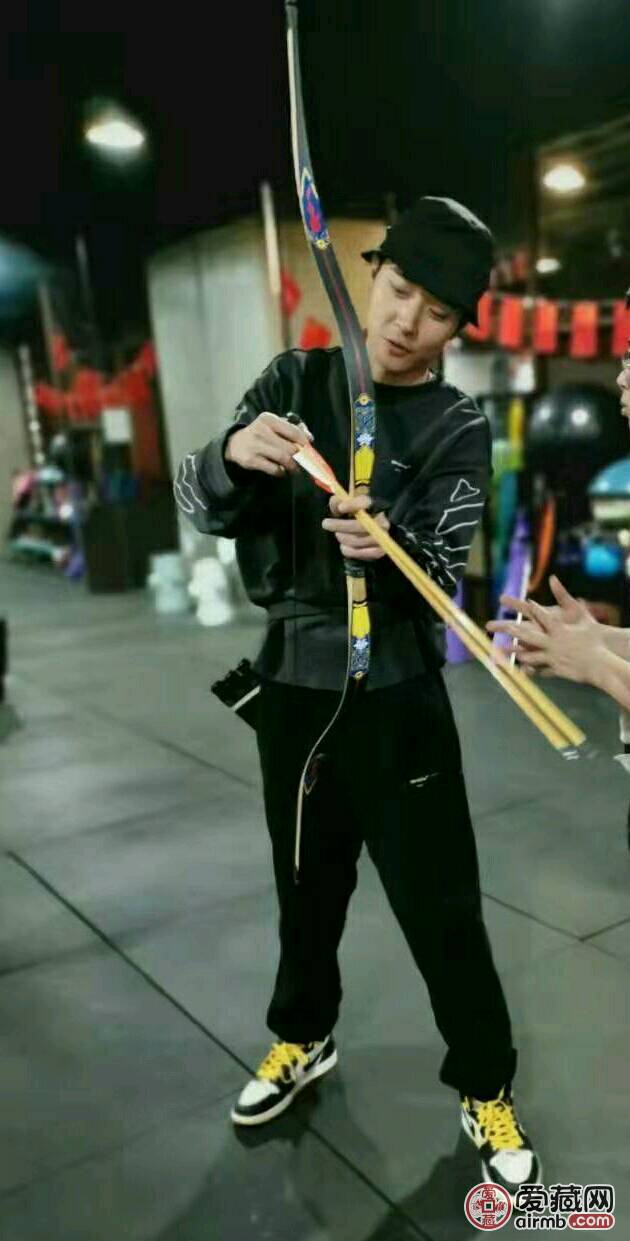 张丹峰电影《虎啸林》用道具弓箭