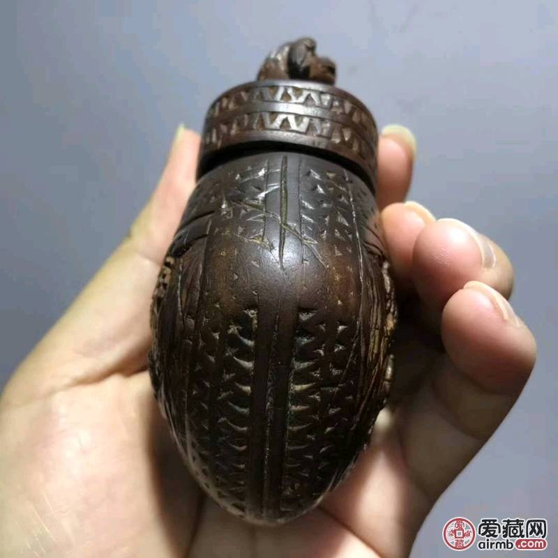 清代黄杨木精品香囊没有缺陷……