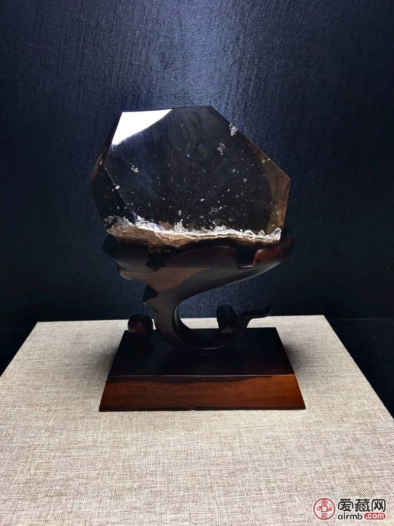 *幽灵发原石摆件、观赏石、彩幽