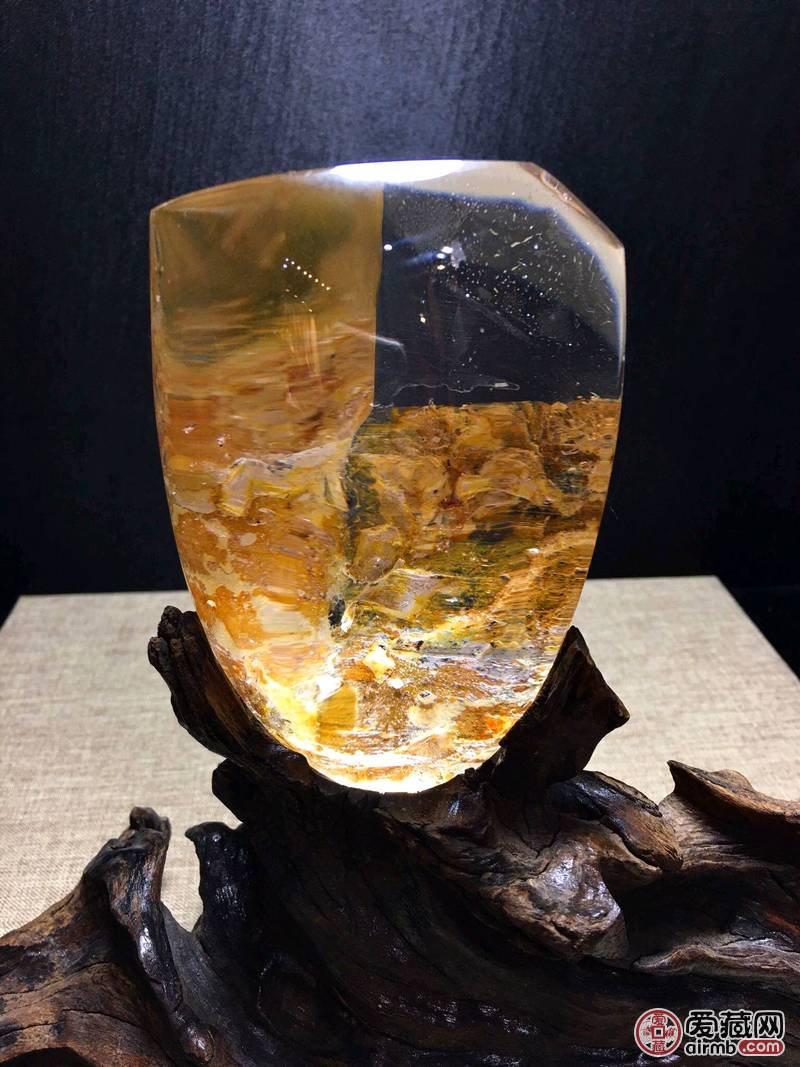 *黄胶花发晶共生原石水晶聚宝盆