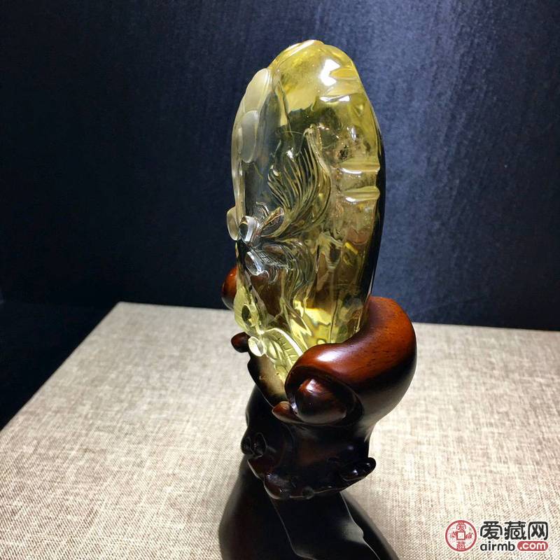 *黄水晶金鱼?摆件?精致雕湛、