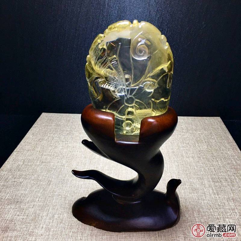 *黄水晶金鱼?摆件?精致雕湛、