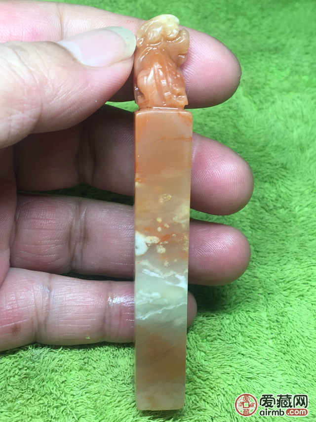 璃龙纽章\n寿山高山石纽章 尺