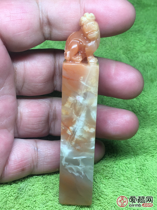 璃龙纽章\n寿山高山石纽章 尺