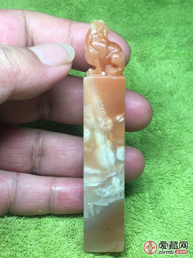 璃龙纽章\n寿山高山石纽章 尺