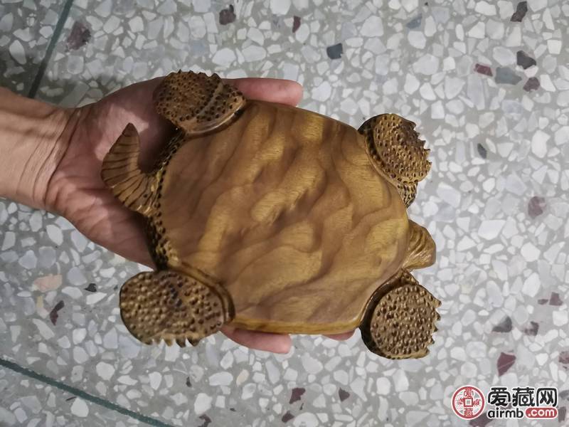 金丝楠木金钱龟富甲一方小叶桢楠