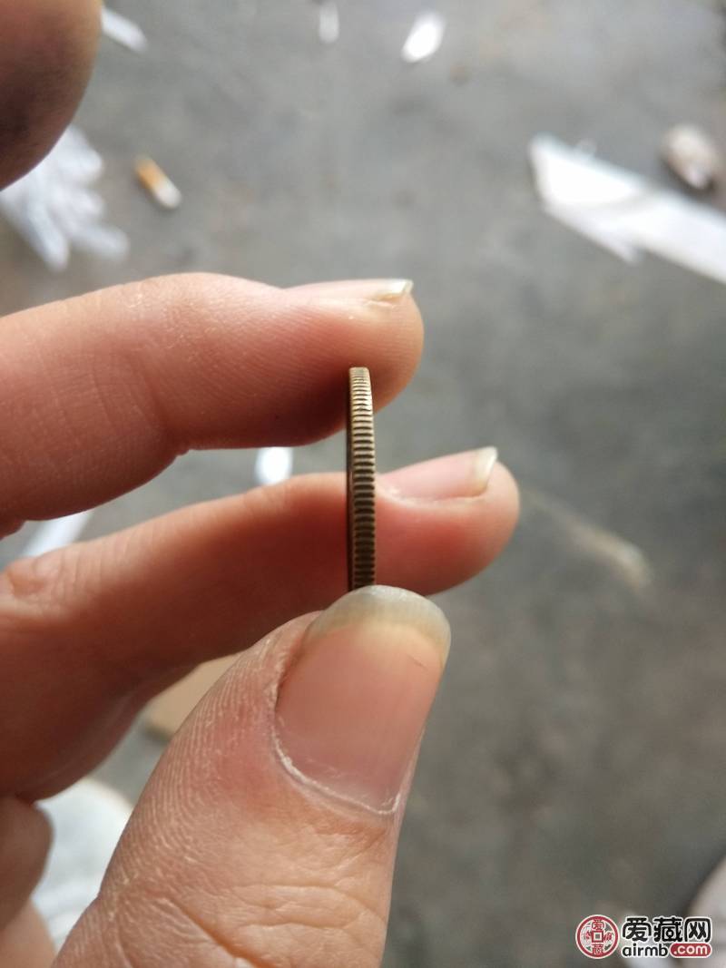麻烦老师看看真假