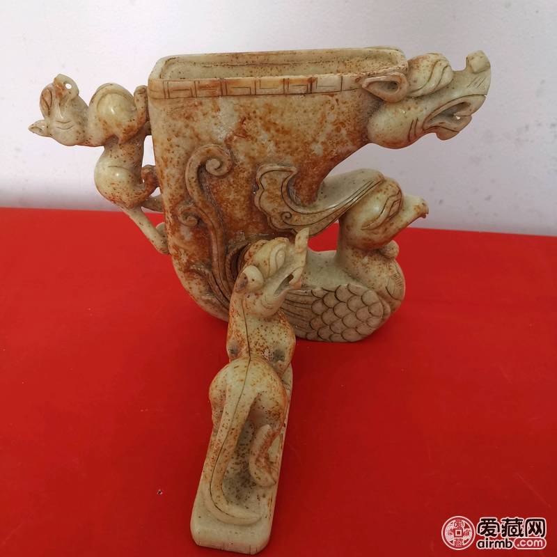 高古玉怪兽樽\n       