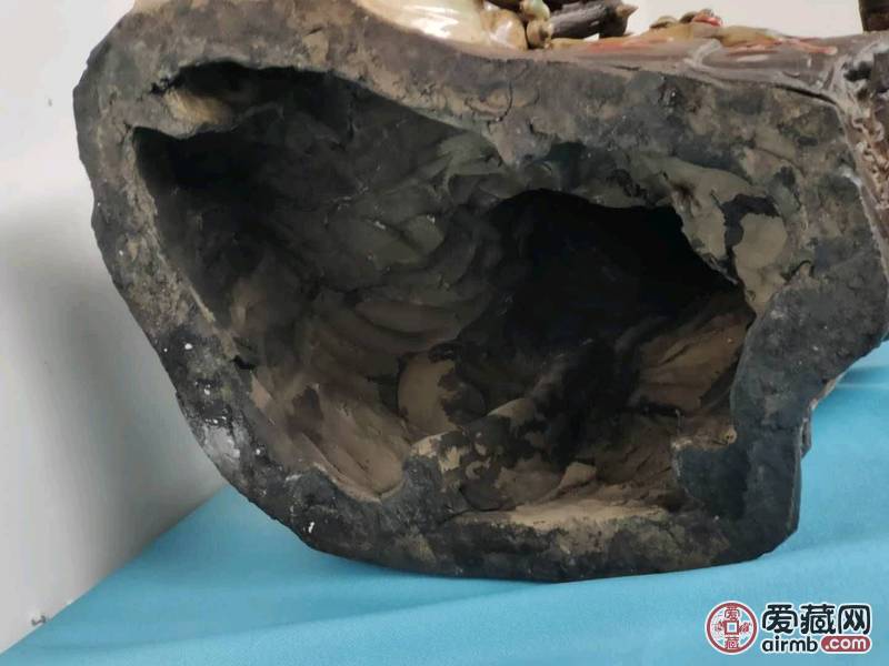 关帝爷\n材质~紫砂挂釉\n开