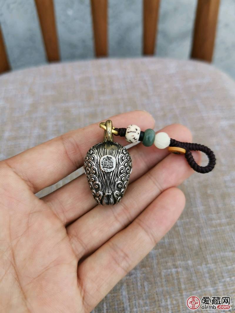 手工编织白铜神兽貔貅铃铛汽车钥