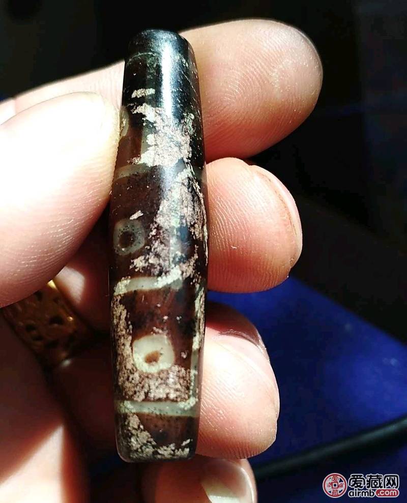 西藏老九眼天珠：此天珠为至真至