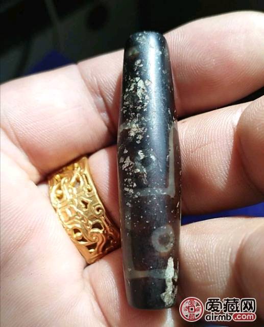 西藏老九眼天珠：此天珠为至真至