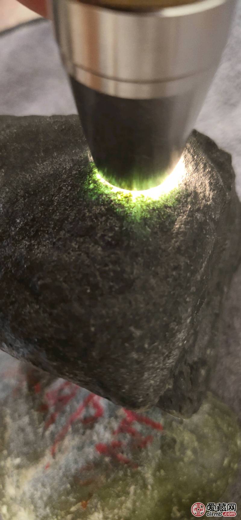 缅甸翡翠原石760克，宝贝皮壳