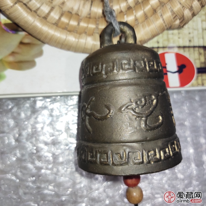 老师签定这铃是不是商周时期的，