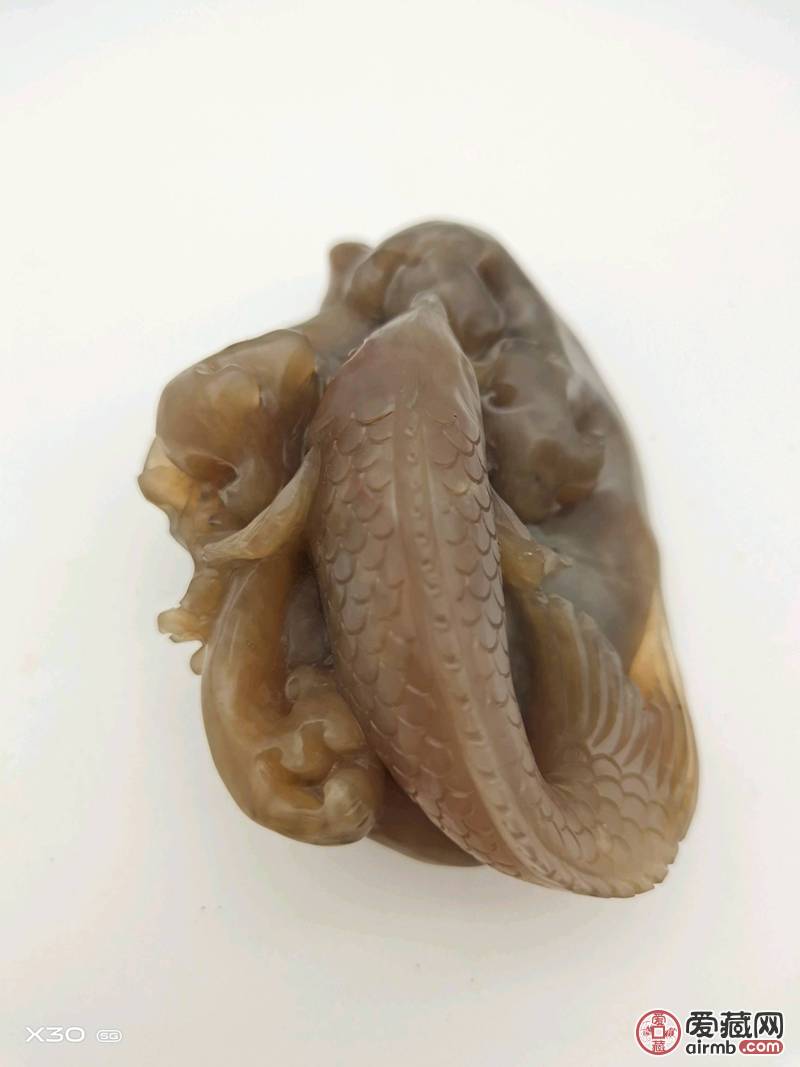 巴林冻石   如鱼得水  寓意