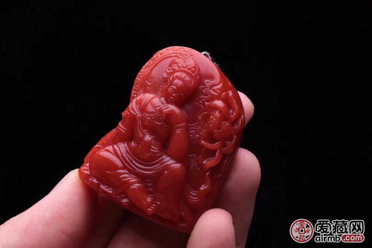 云南保山南红玛瑙吊坠精工雕刻观