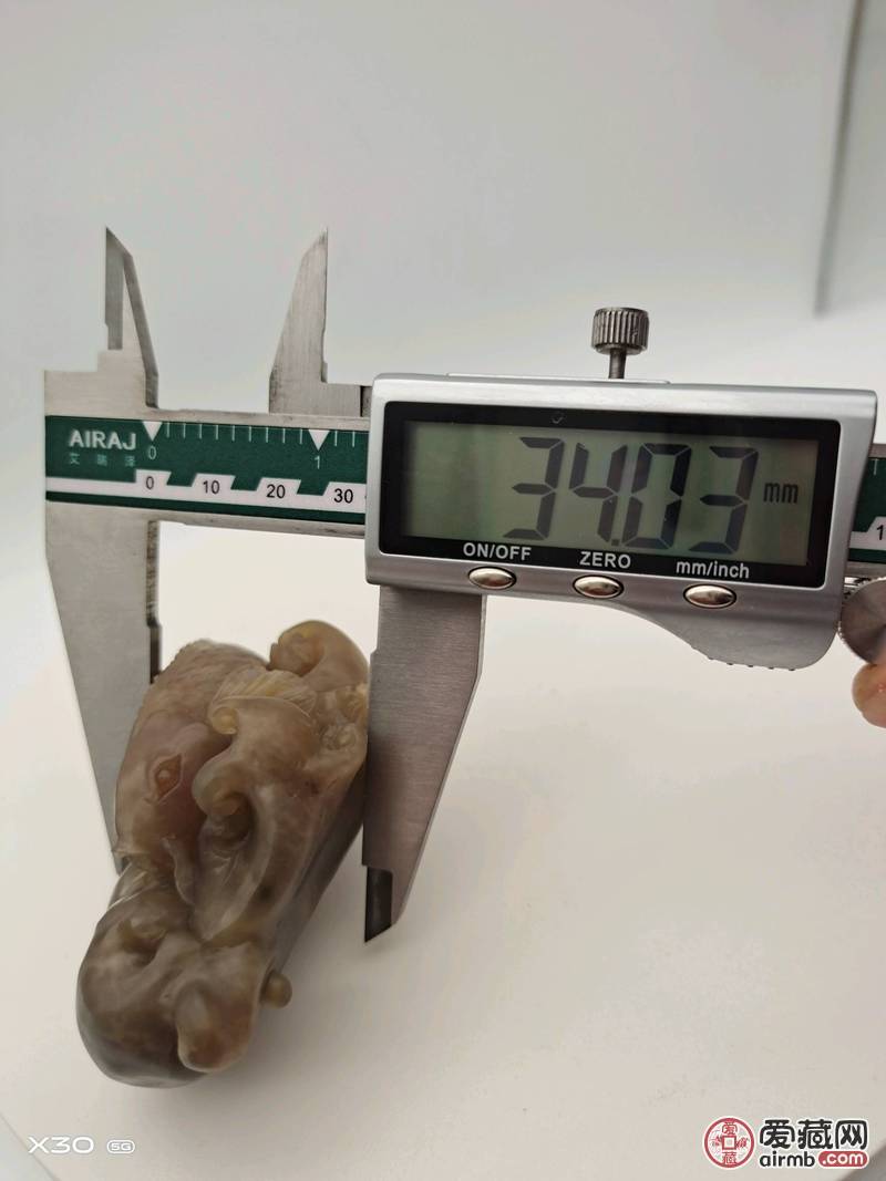巴林冻石   如鱼得水  寓意
