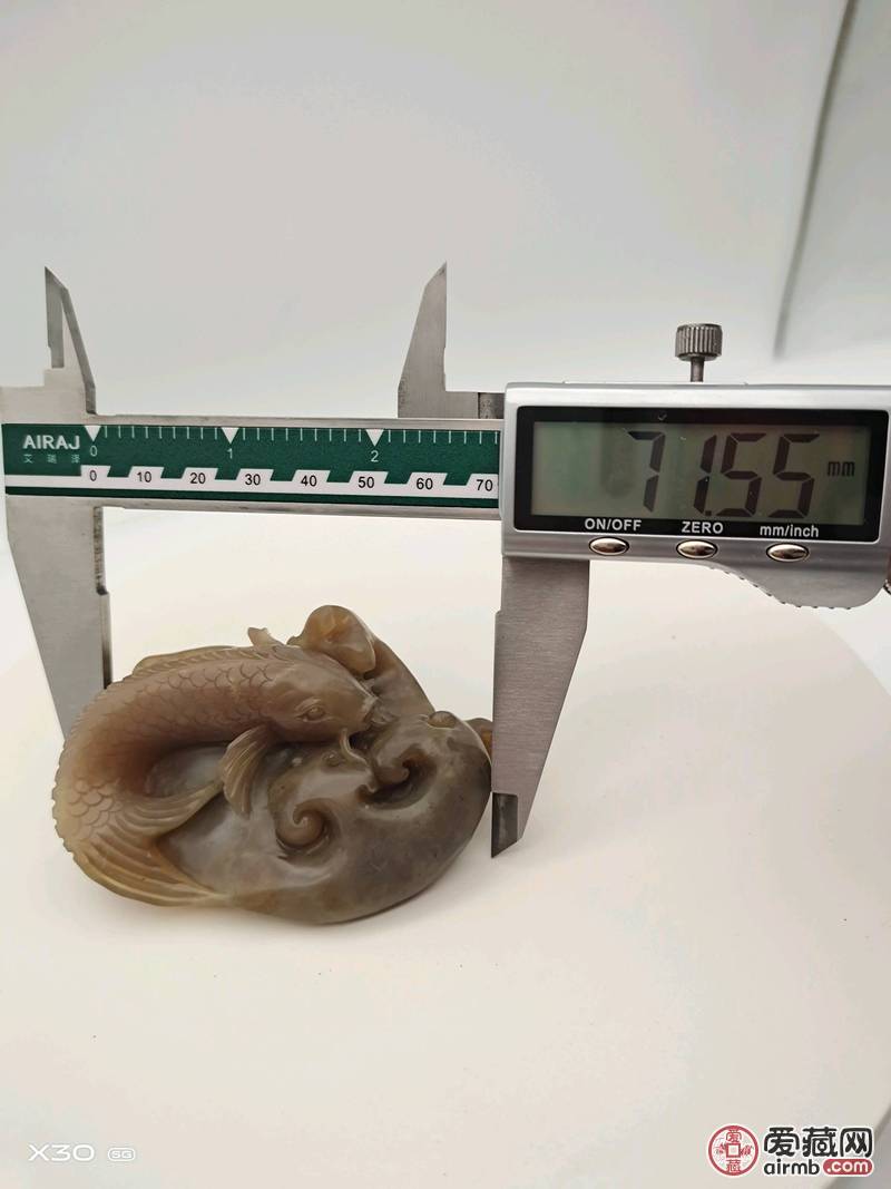 巴林冻石   如鱼得水  寓意