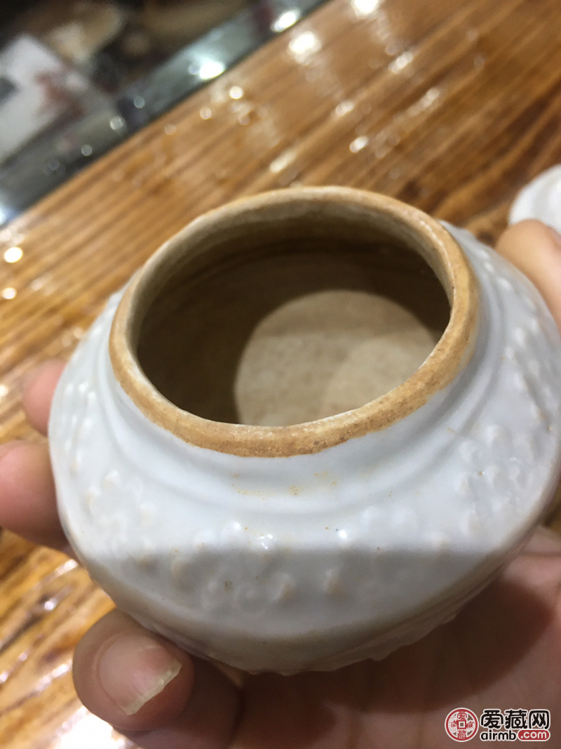 元代枢府窑印花小罐，大开门，品