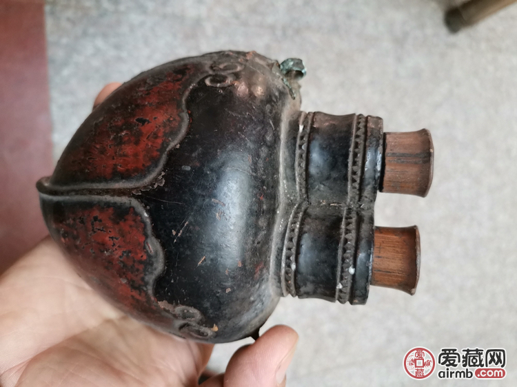 清代土漆火药壶，形质工非常到位