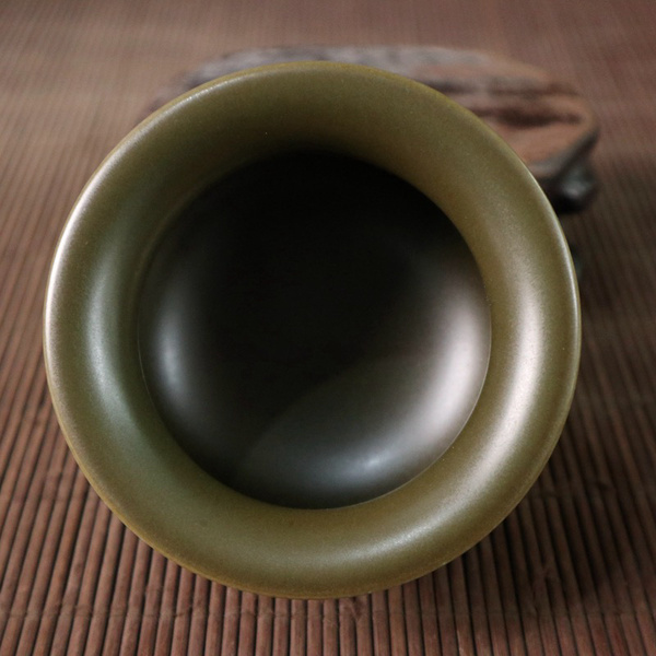 茶叶末釉小香炉高6.2宽9