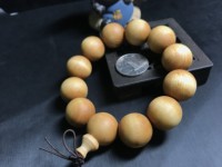 糯种翡翠手串图片及价格