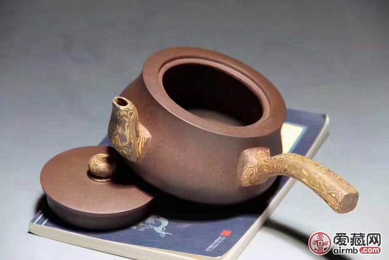 新出窑的宜兴紫砂壶唐羽壶