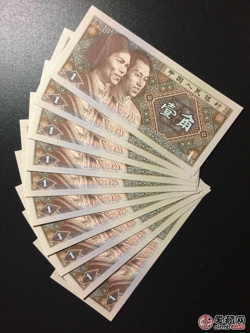 8001dw冠标十,第一大组稀有冠,dw属六大冠之外的小冠号段强黄金甲,全