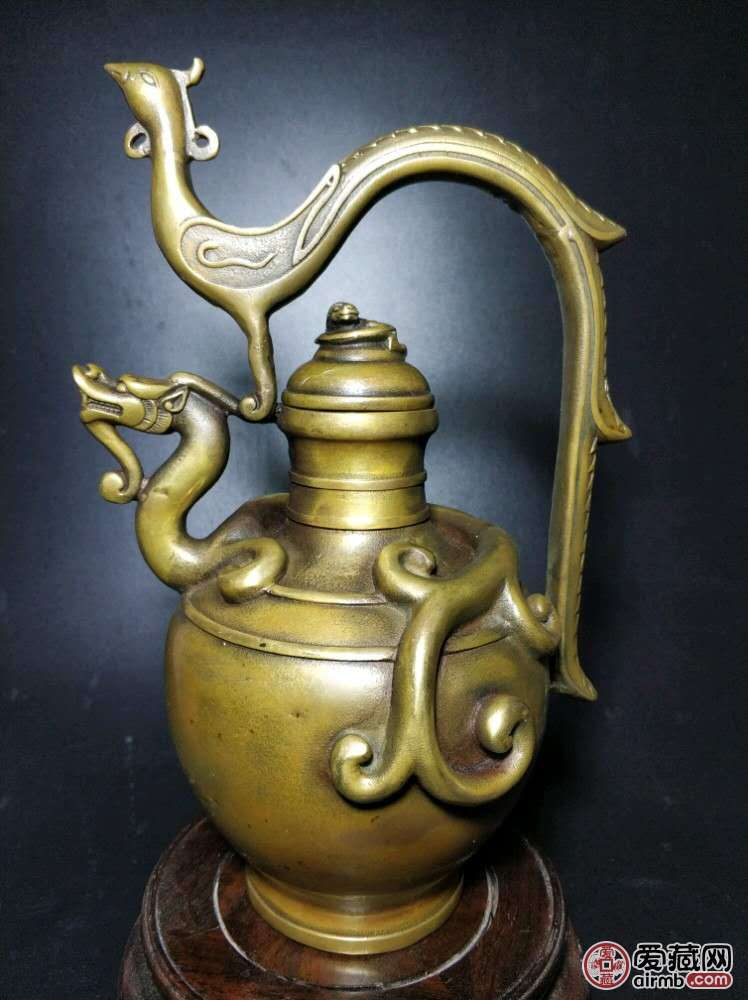 龙凤铜酒壶一把!