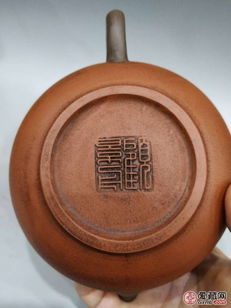 早期紫砂壶一把,底款顾景舟.细