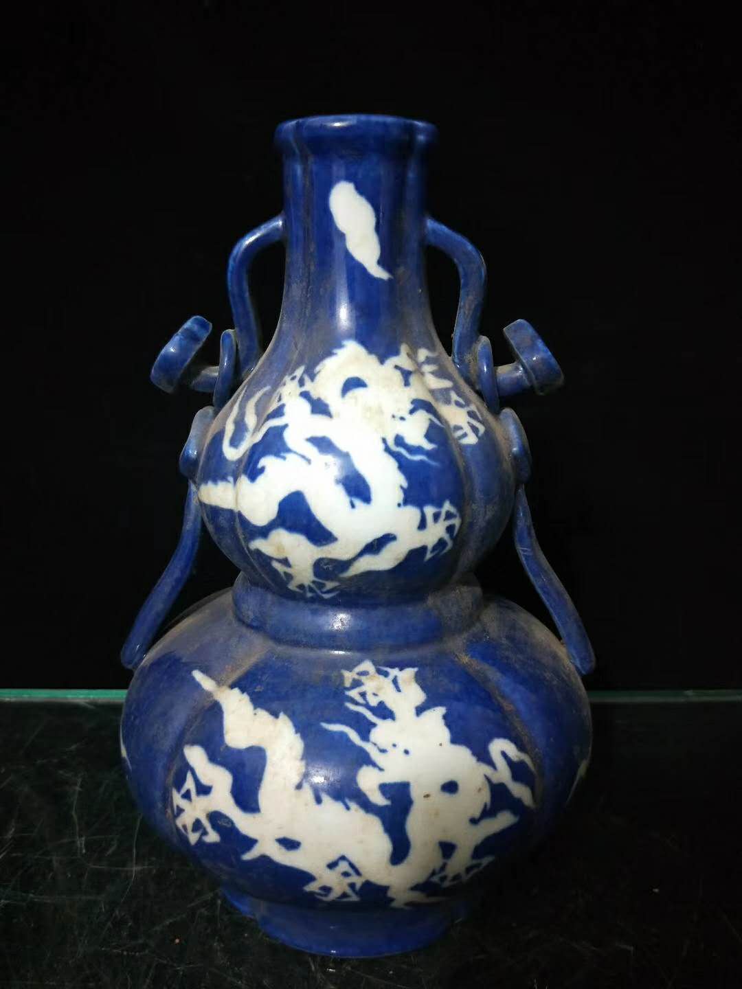 类别古董瓷器器型瓶工艺颜色釉霁蓝釉手工