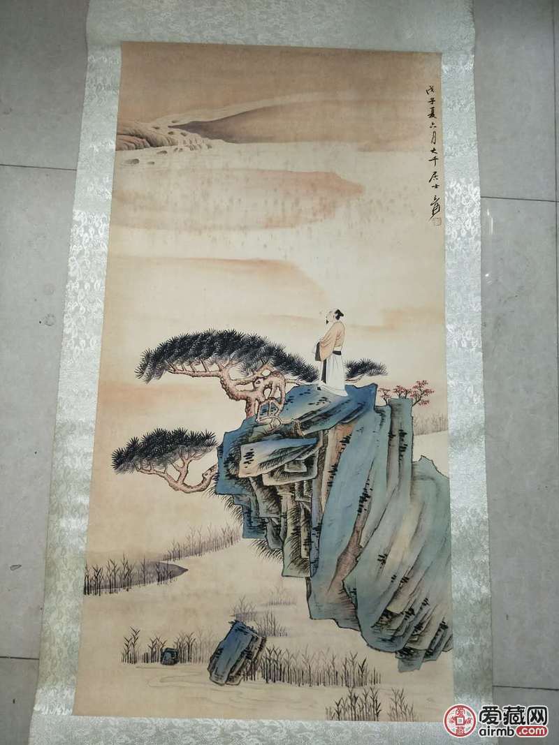 张大千款【松崖高士】宣纸卷轴字画一幅,画工精美,栩栩如生,题词落款