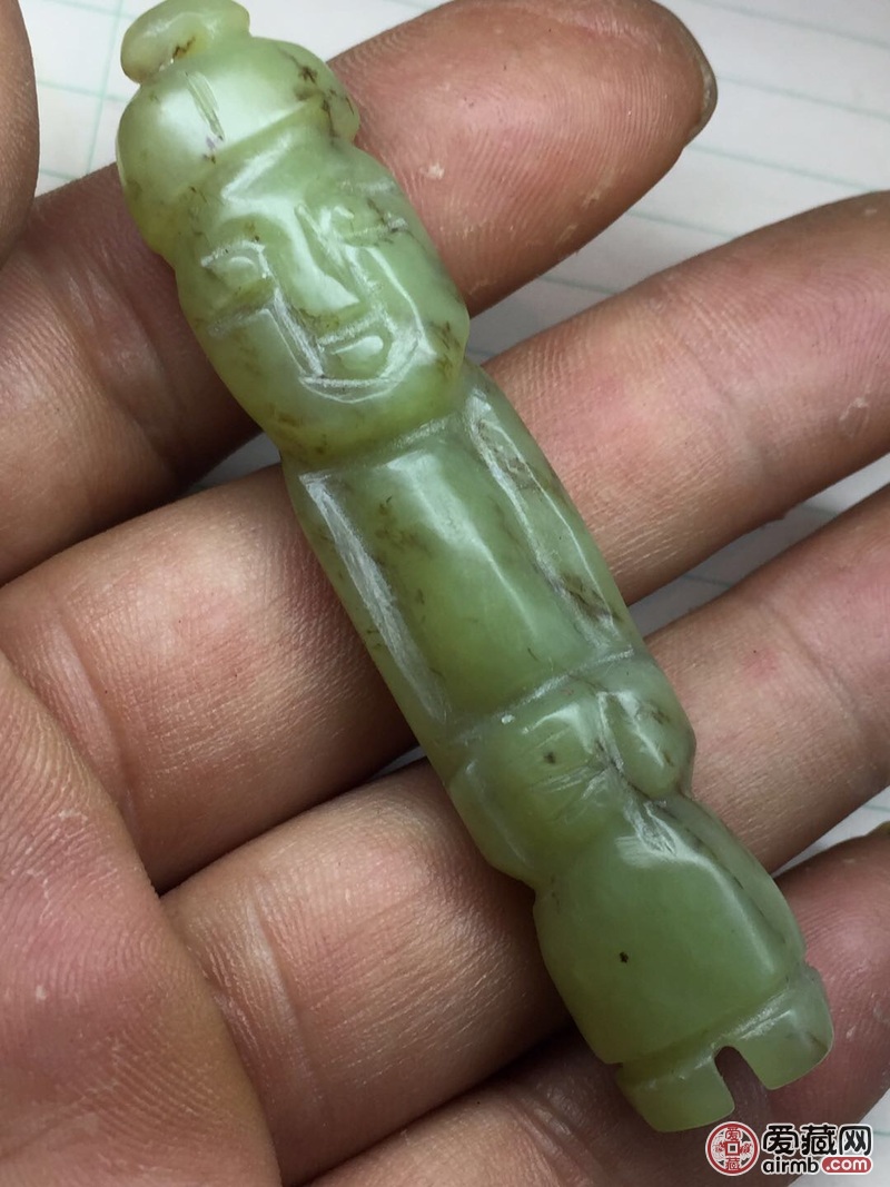 明清时期的和田青玉玉翁仲大小图片可见玉质温润细