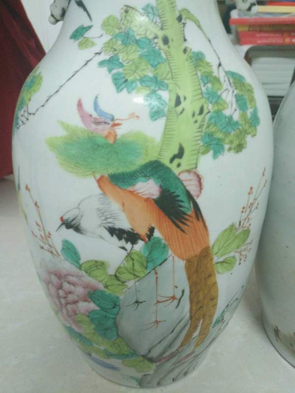 民国五伦图粉彩大花瓶一对包老民国少见画片