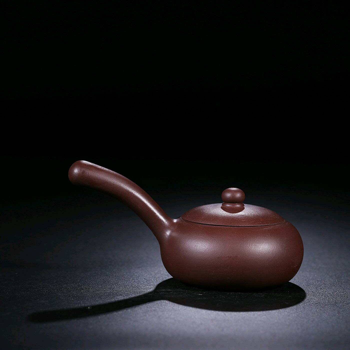 【名称】唐羽壶【作者】民间艺