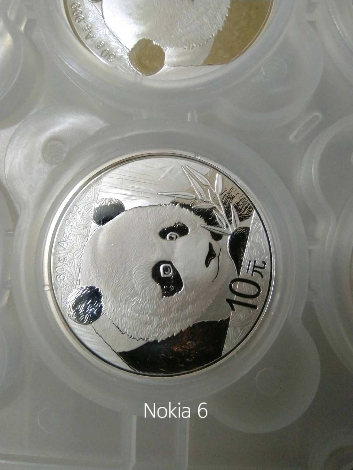 2018年熊猫银币,包真包品,无氧化白斑,没有金总的盒子,有说明书,真空