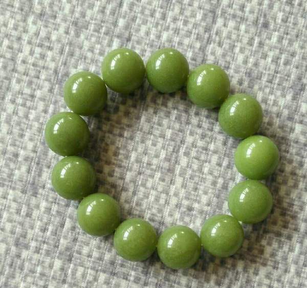 夜光石手链手串一条珠子直径约16mm13颗珠子