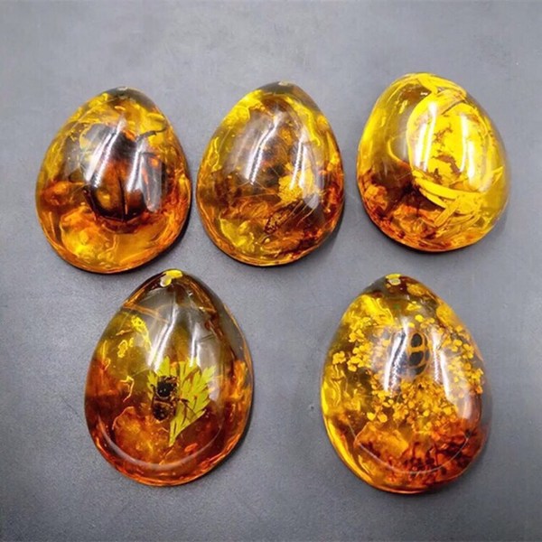 厂家批发天然冰种昆虫琥珀吊坠蝴蝶琥珀