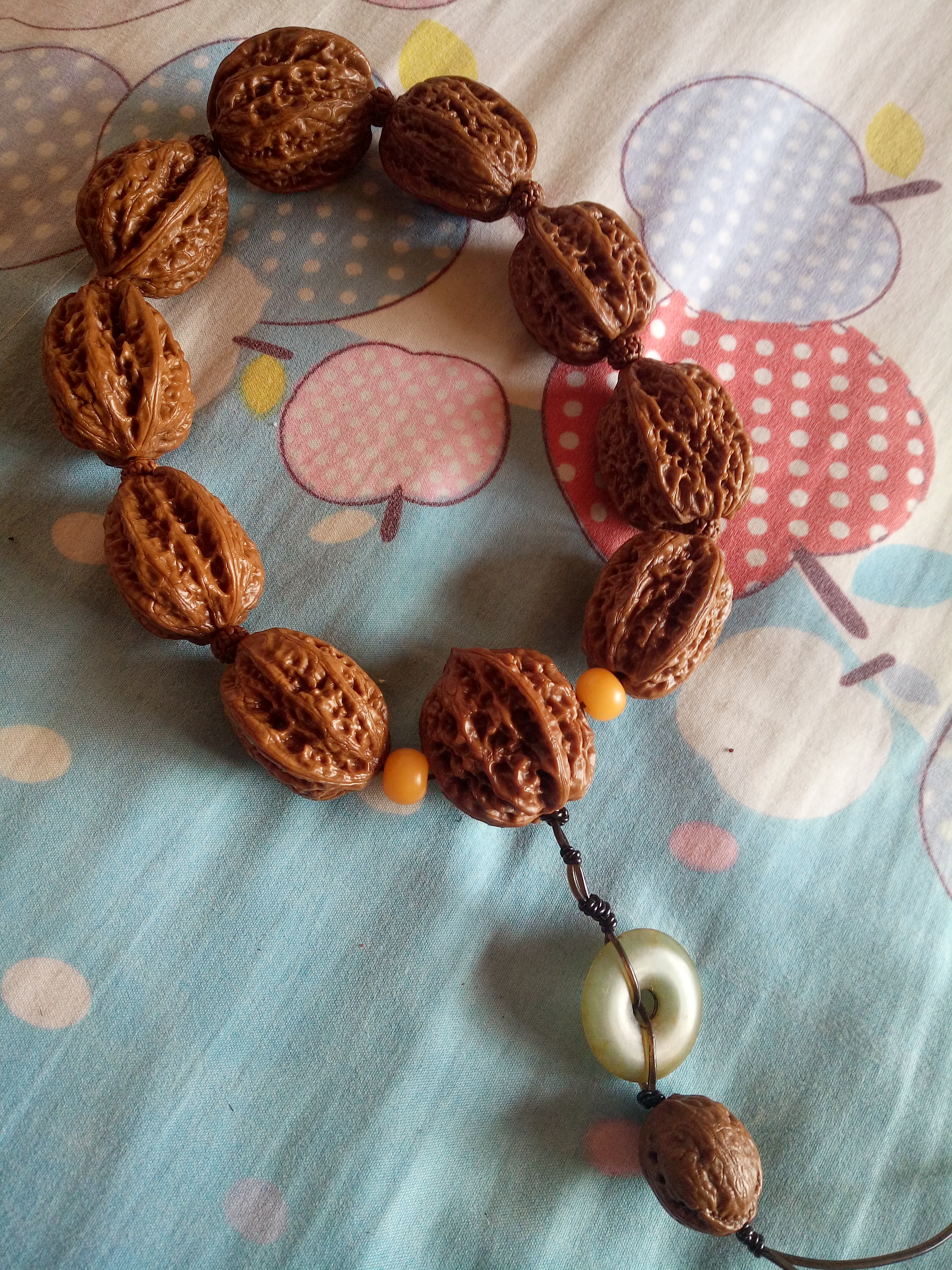 野生大核桃手持,包浆均匀漂亮