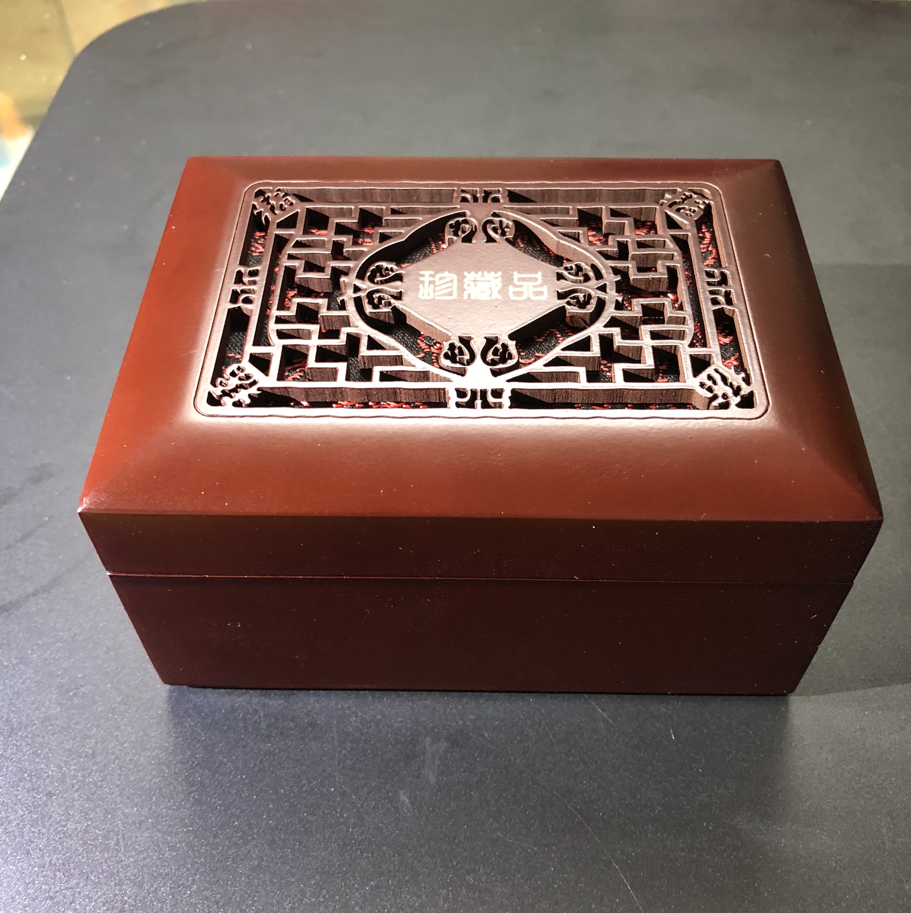 发行量仅2万枚的2000年硬币