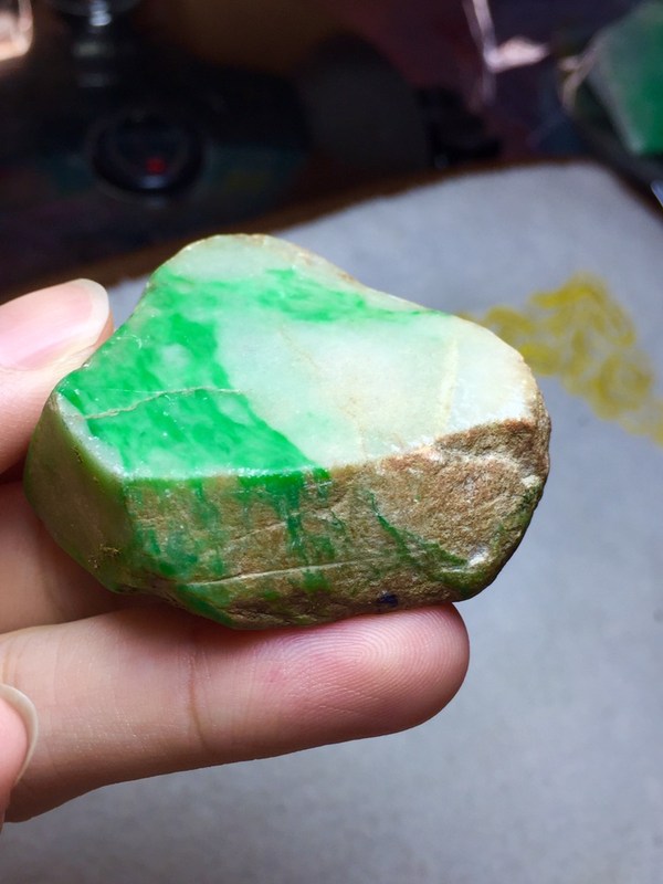 80克老坑木那切口色料料子料非常出色阳色绿可