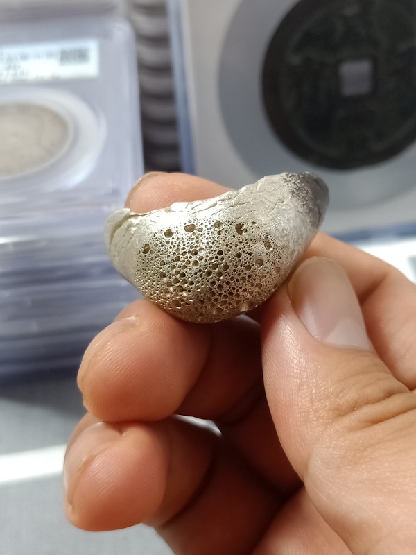 清代元宝形小银锭民国初期多数银锭毁做银元所以存