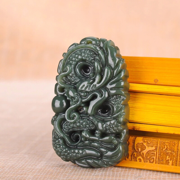 和田玉捡漏天然和田玉青玉龙牌挂件细腻光滑拍