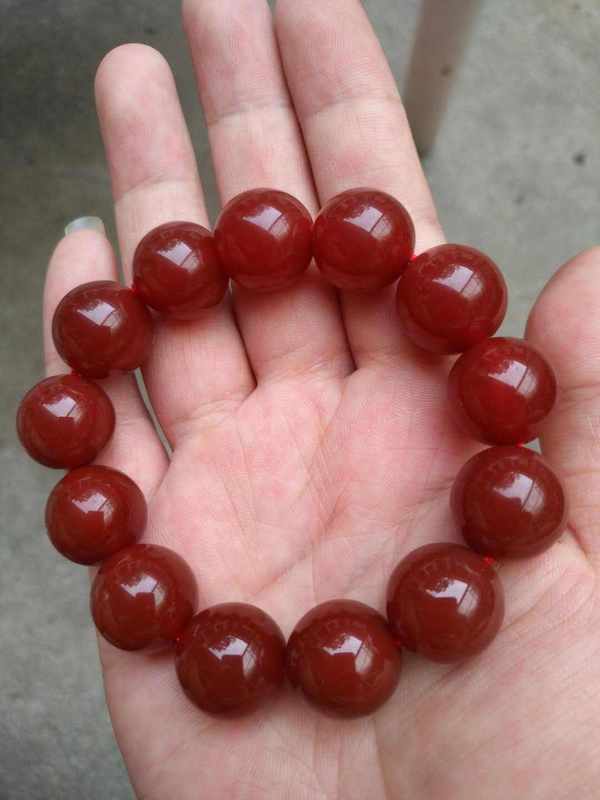 捡漏了开运辟邪红玛瑙手链16mm大珠子颗大饱满