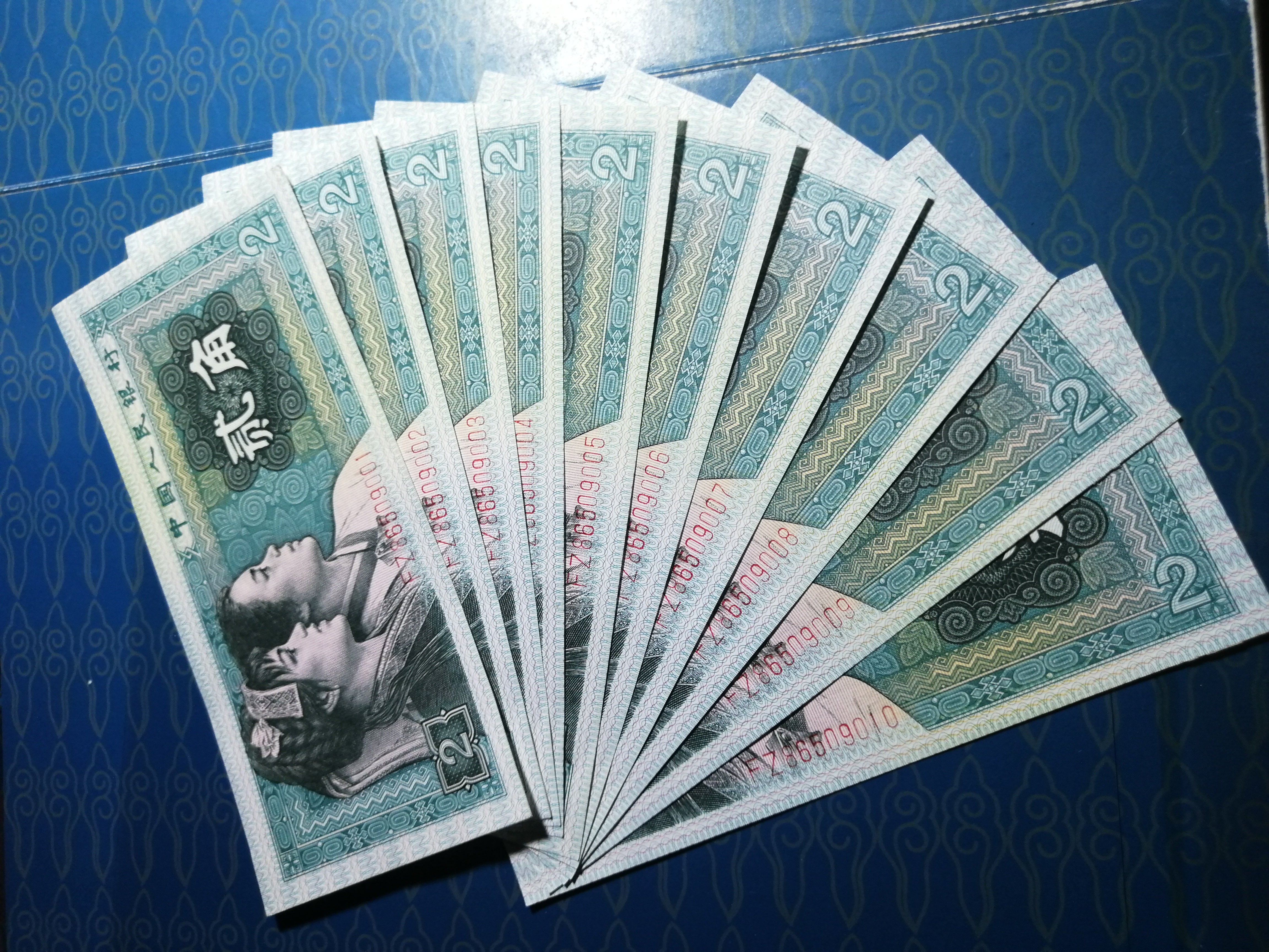 8002fz金丝国徽标十,带点