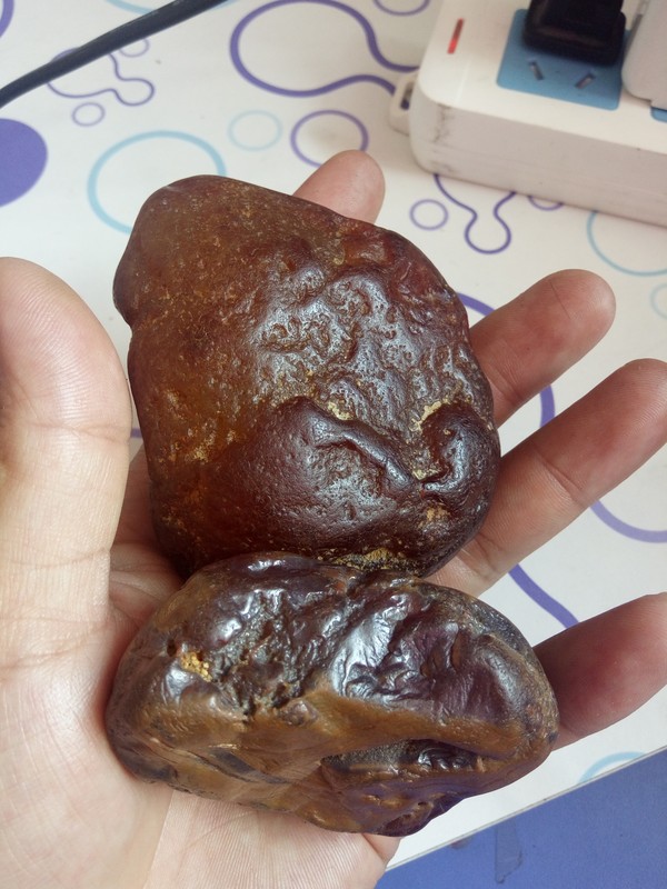 玛瑙原石籽料两块