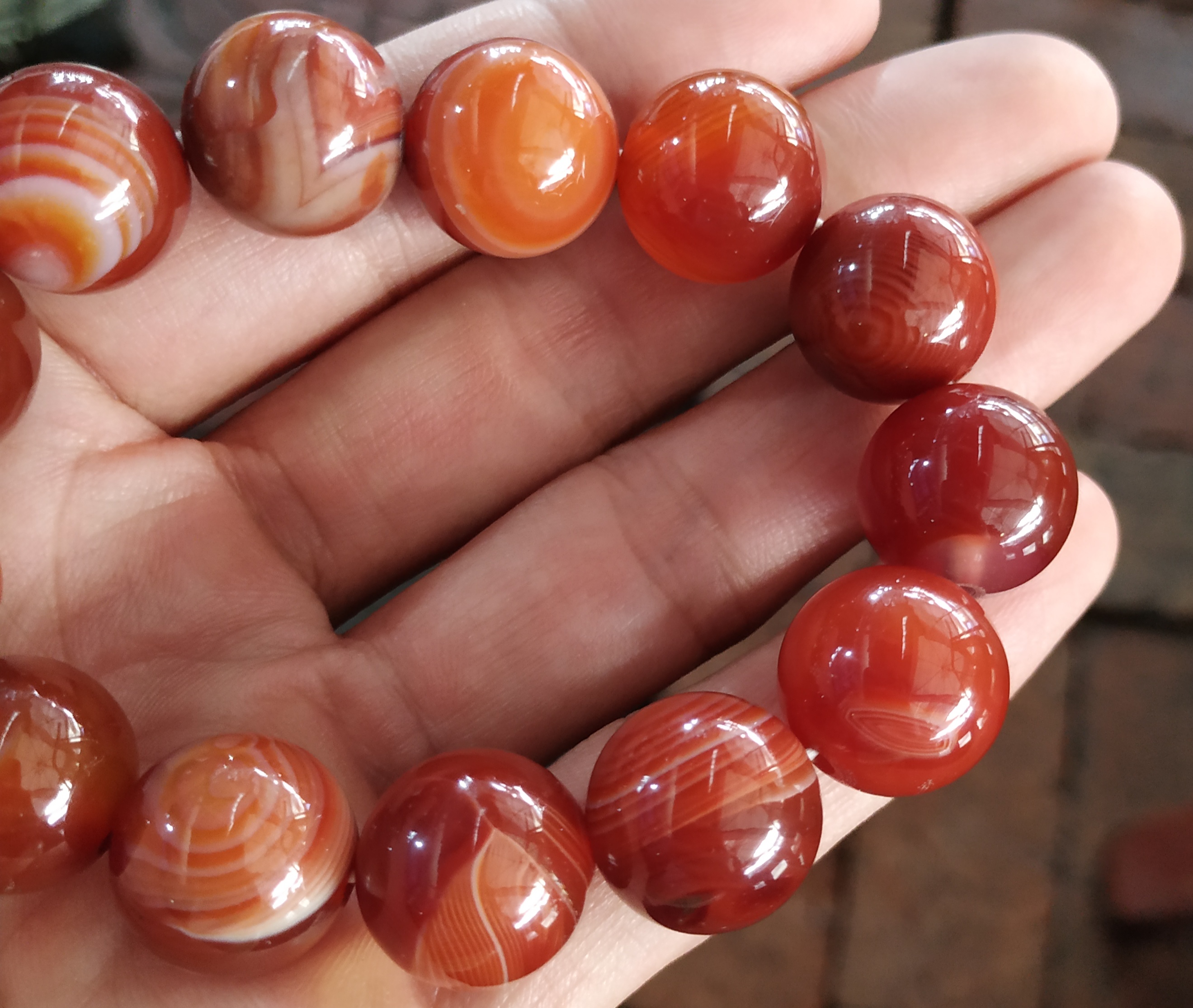 捡漏了~精品缠丝玛瑙手串,珠