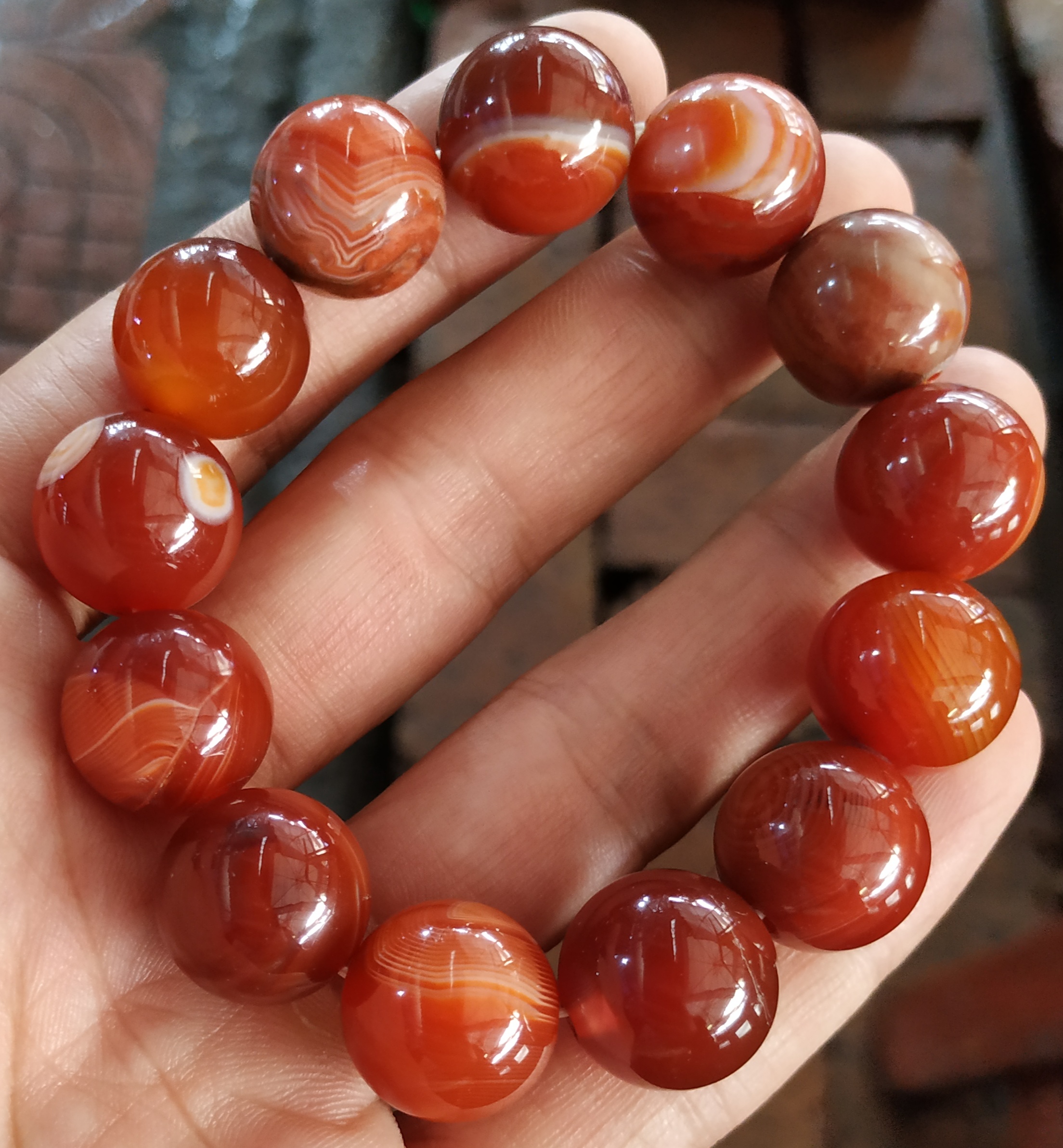 捡漏了~精品缠丝玛瑙手串,珠